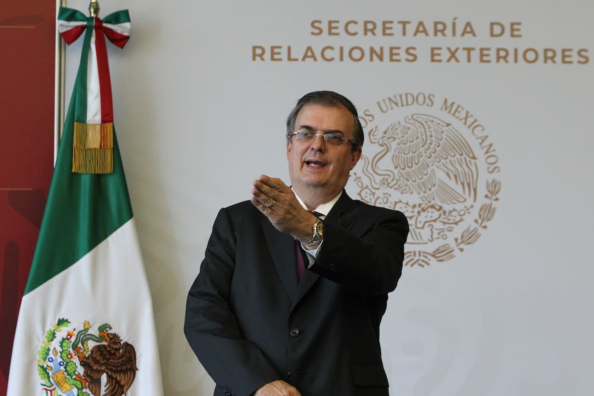 Marcelo Ebrard, funcionario mejor evaluado en medios