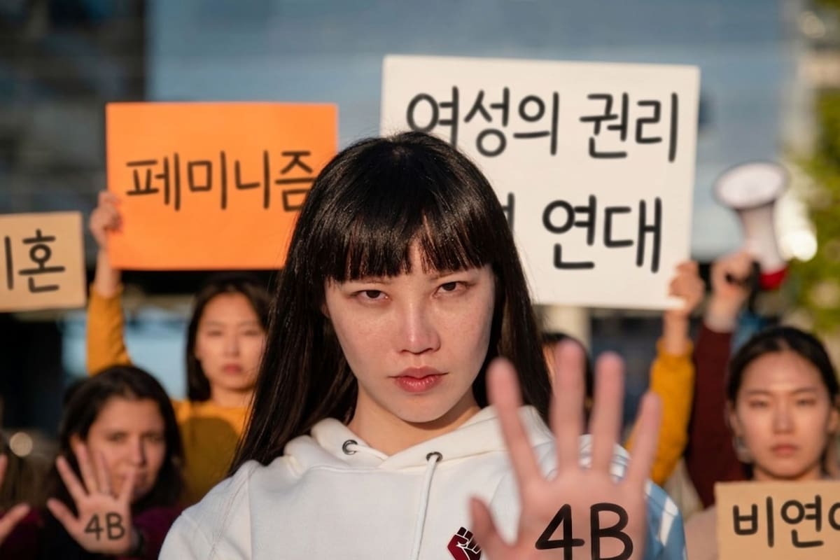 El movimiento feminista 4B explica por qué la idealización del “hombre coreano” en los K-Dramas oculta una cruda realidad de violencia y desigualdad doméstica en el país