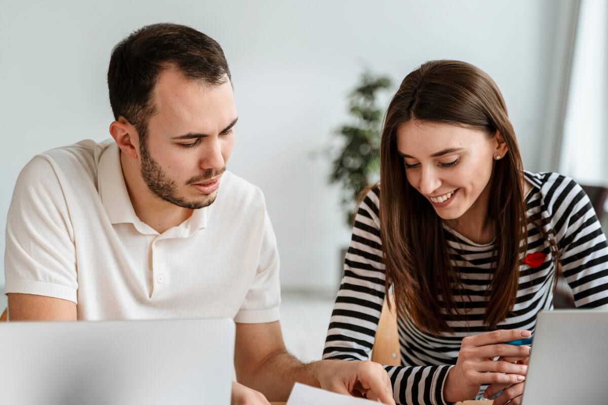 4 aspectos clave de la gestión financiera en pareja, según la Condusef