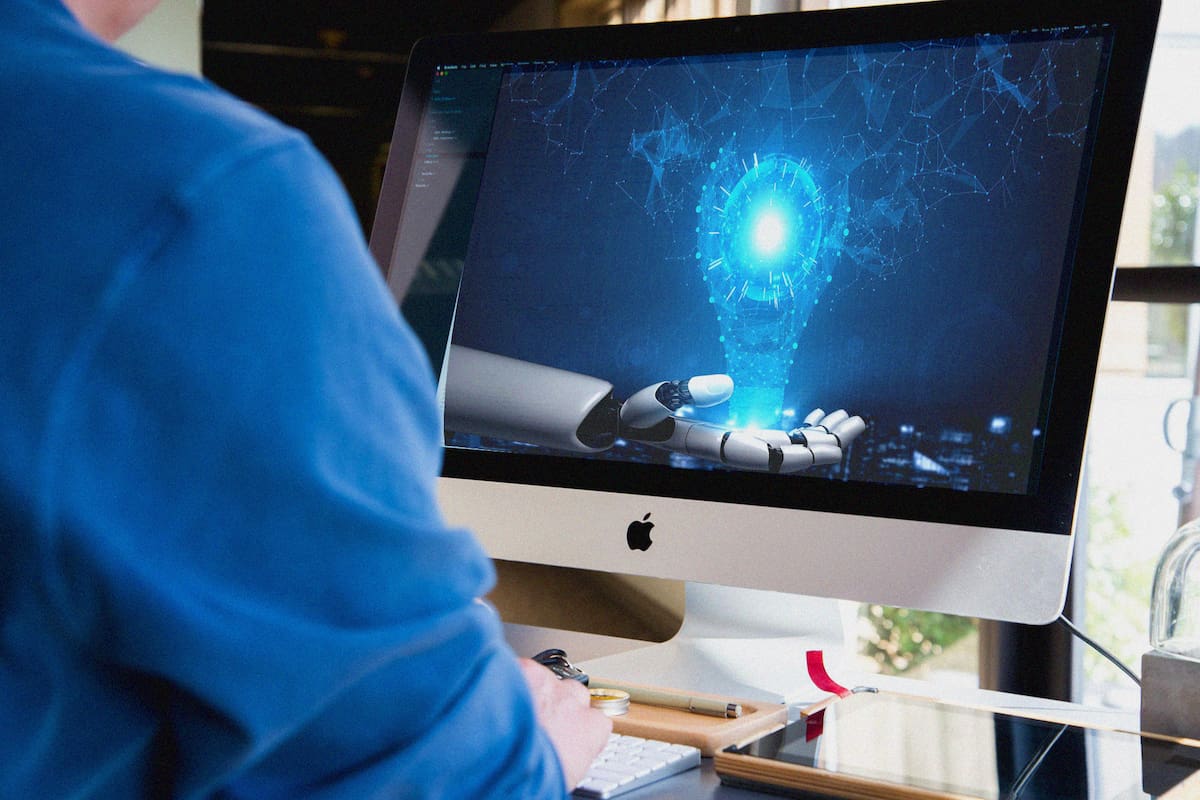 China pide equilibrio entre desarrollo y seguridad en inteligencia artificial