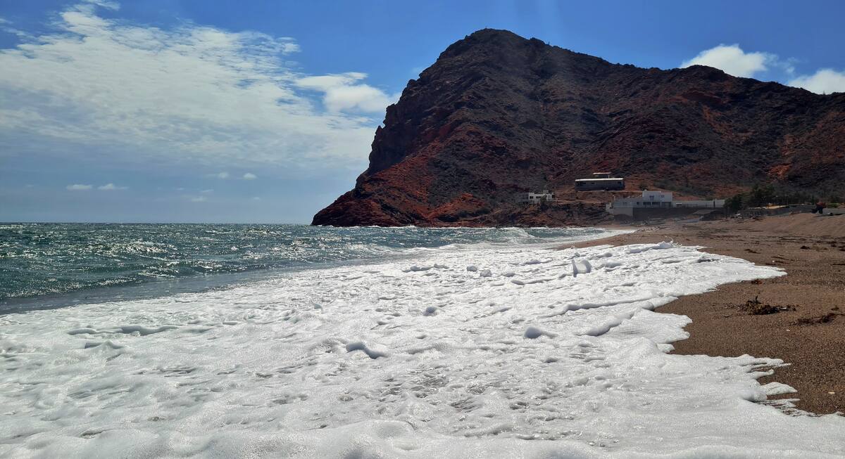 Oleaje elevado en algunas zonas. | Crédito: Julián Ortega (GH)