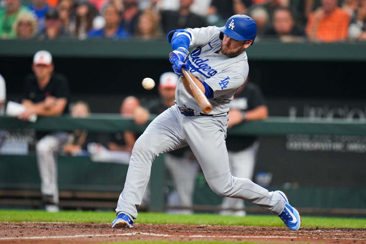Max Muncy hace historia con los Dodgers: rompe récord de jonrones en postemporada