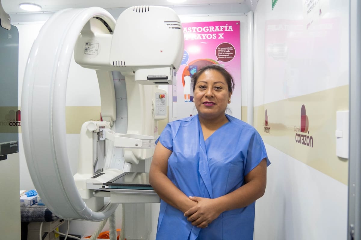 Más de 2 mil mujeres aprovechan mastografías gratuitas en BC; Salud pide no esperar a octubre