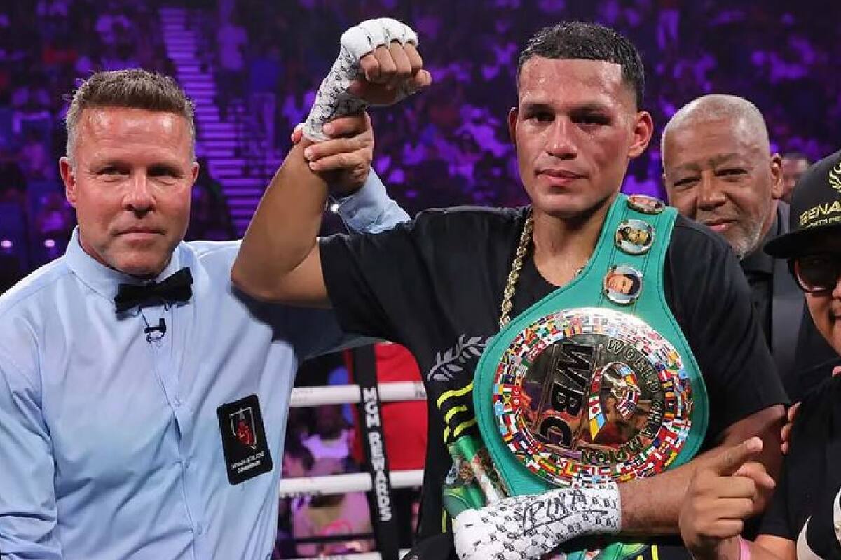 Benavidez vuelve a retar a 'Canelo' tras ganar título semipesado: "Que venga a callarme"