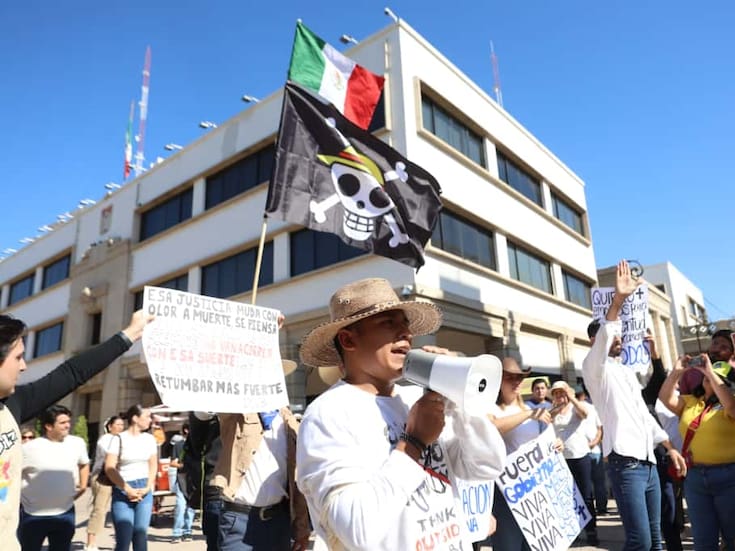 “Perdí a mi esposa por falta de medicamentos”: testimonios en protesta del Movimiento del Sombrero