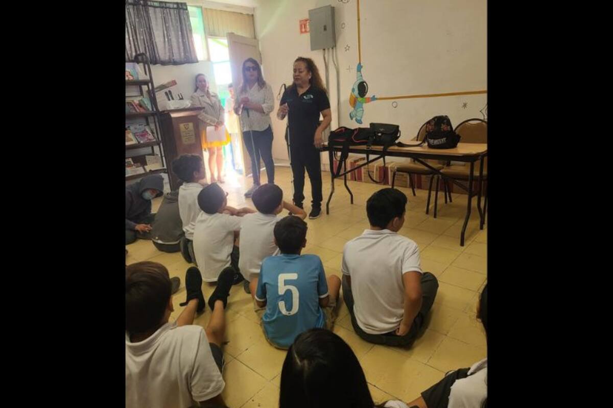 Promueven inclusión y respeto en el Día Mundial del Bastón Blanco