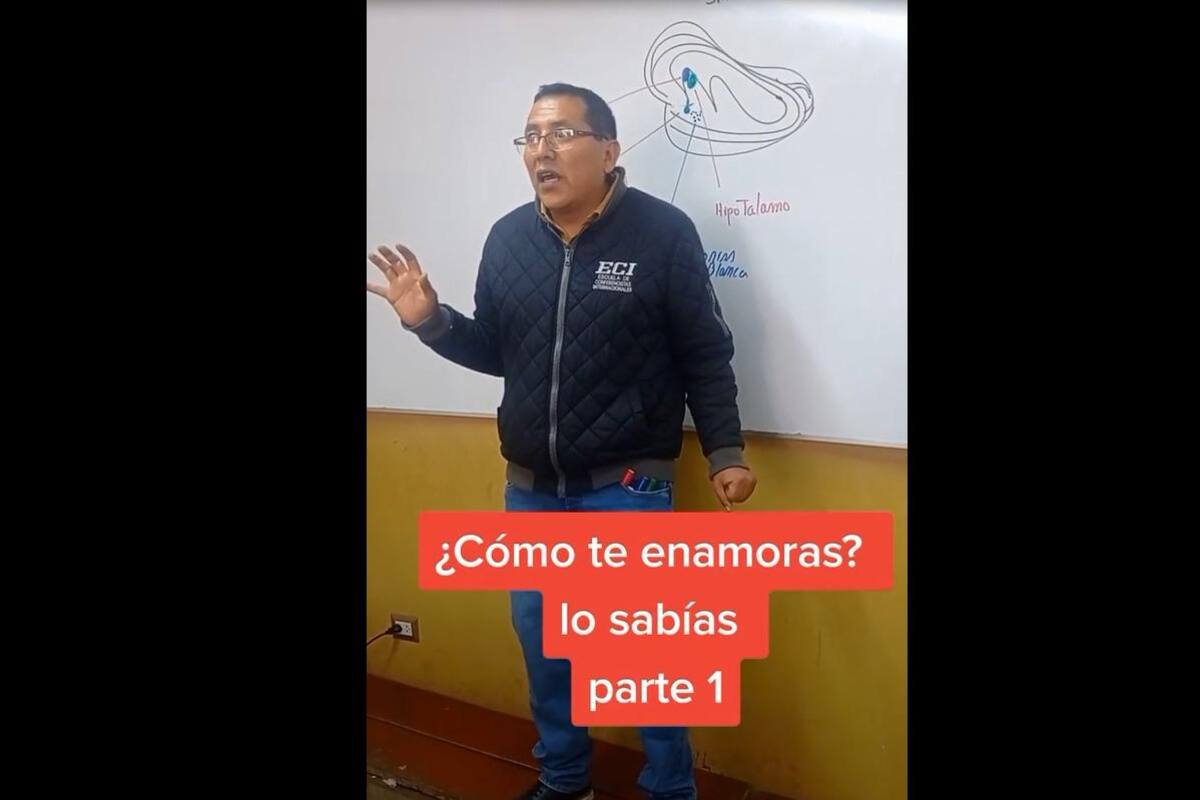 TIKTOK VIDEO: Maestro les dice a sus alumnos cómo se logran enamorar las personas