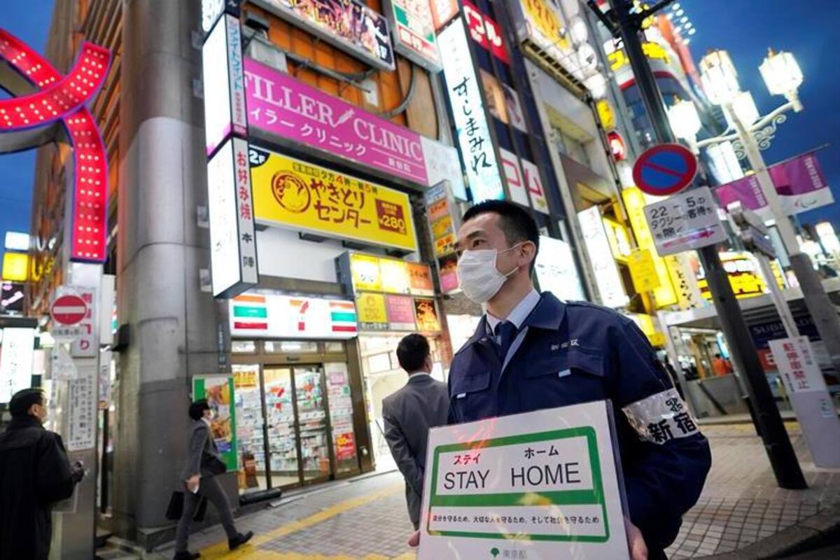 Un crucero italiano amarrado en Japón suma 33 nuevos infectados de Covid-19