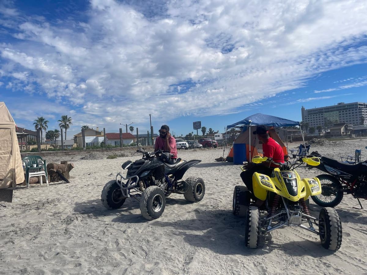 Desde este lunes la búsqueda de Obed Rivera continuará solo con salvavidas de la localidad. Foto: Carmen Gutiérrez