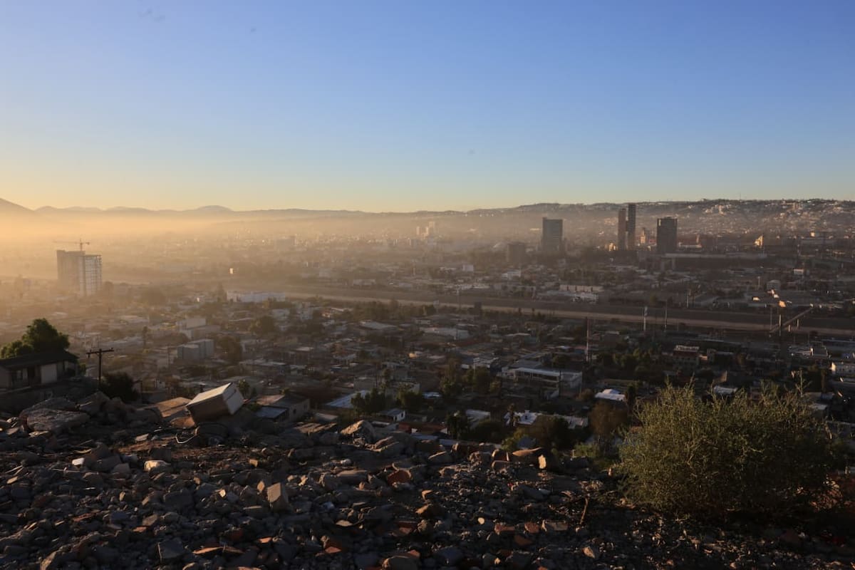 Los vientos de Santa Ana afectarán Tijuana de jueves a sábado, con mayor intensidad el viernes, aumento de temperatura, baja humedad y riesgo de incendios. Foto: Sergio Ortiz