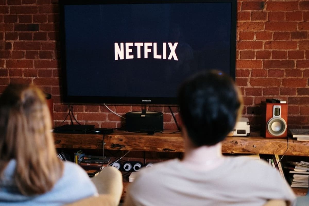 Netflix confirma el despido de 1,000 empleados en todo el mundo tras registrar un estancamiento en la interacción de sus usuarios y caídas en los mercados bursátiles