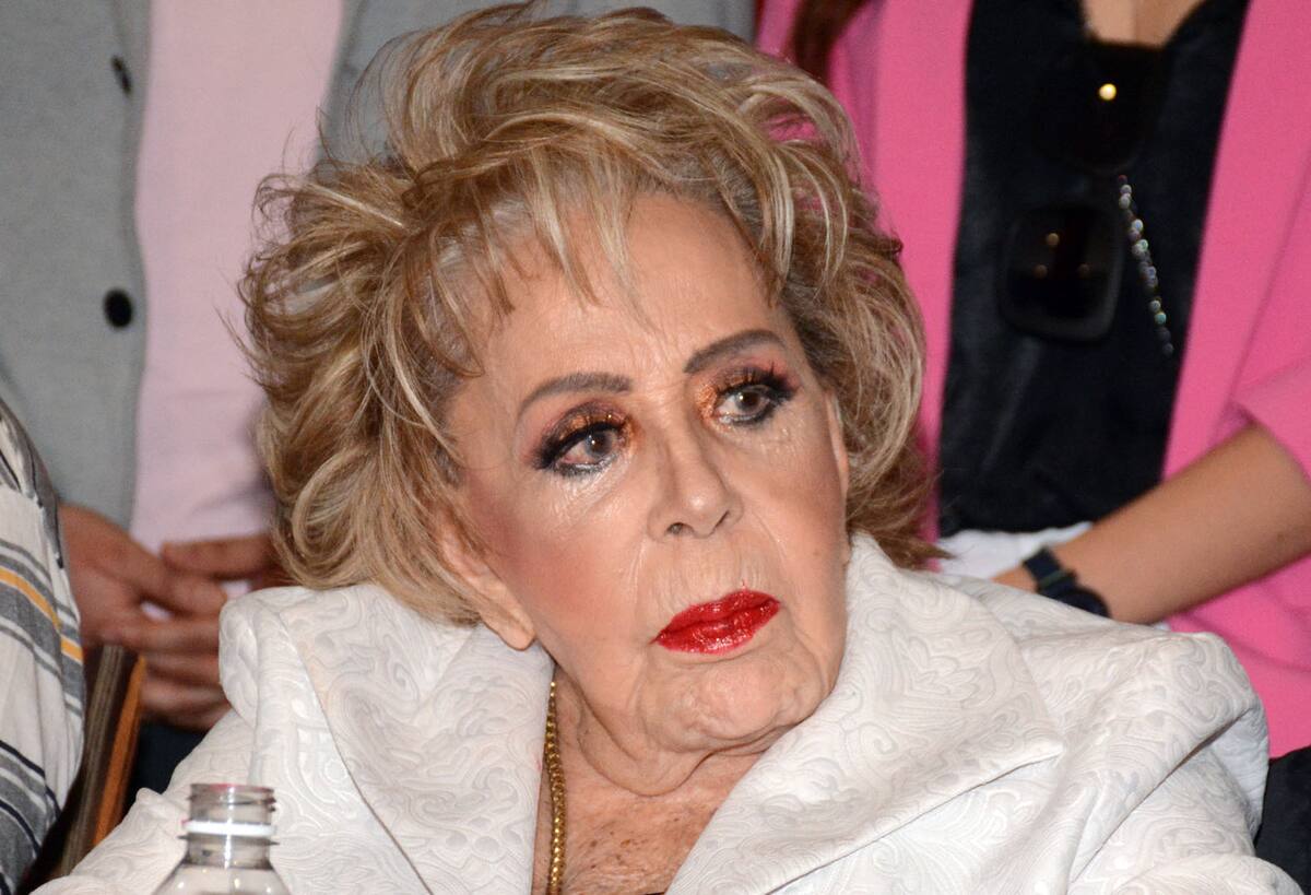 En las últimas horas se complicó el estado de salud de Silvia Pinal.