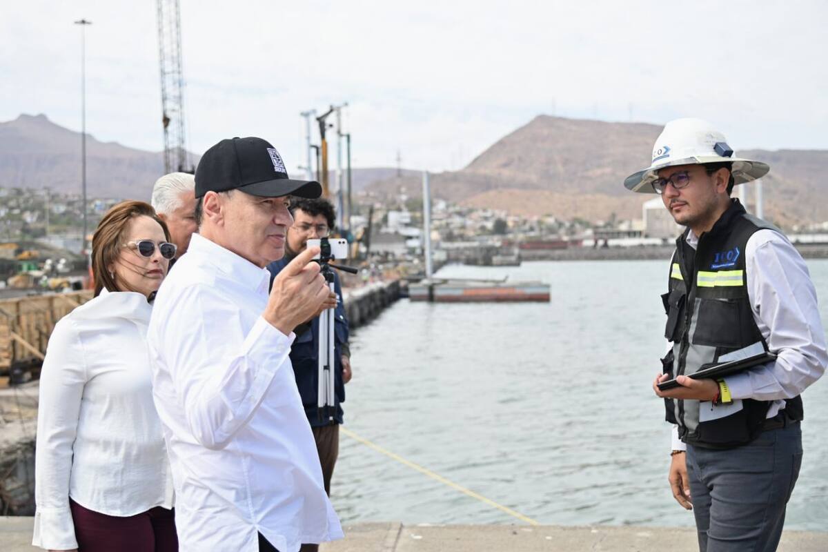 Recorre Gobernador avances de modernización del Puerto y carretera Guaymas-Chihuahua