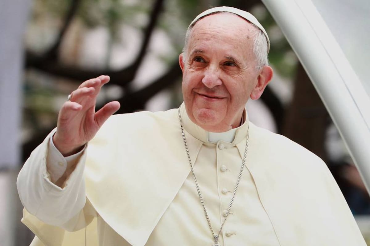 Aseguran que papa Francisco ha experimentado una “leve mejoría”, pero sigue en estado crítico