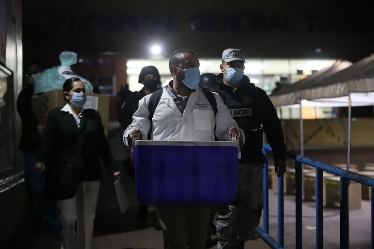 Llegan a Baja California las vacunas anti Covid-19