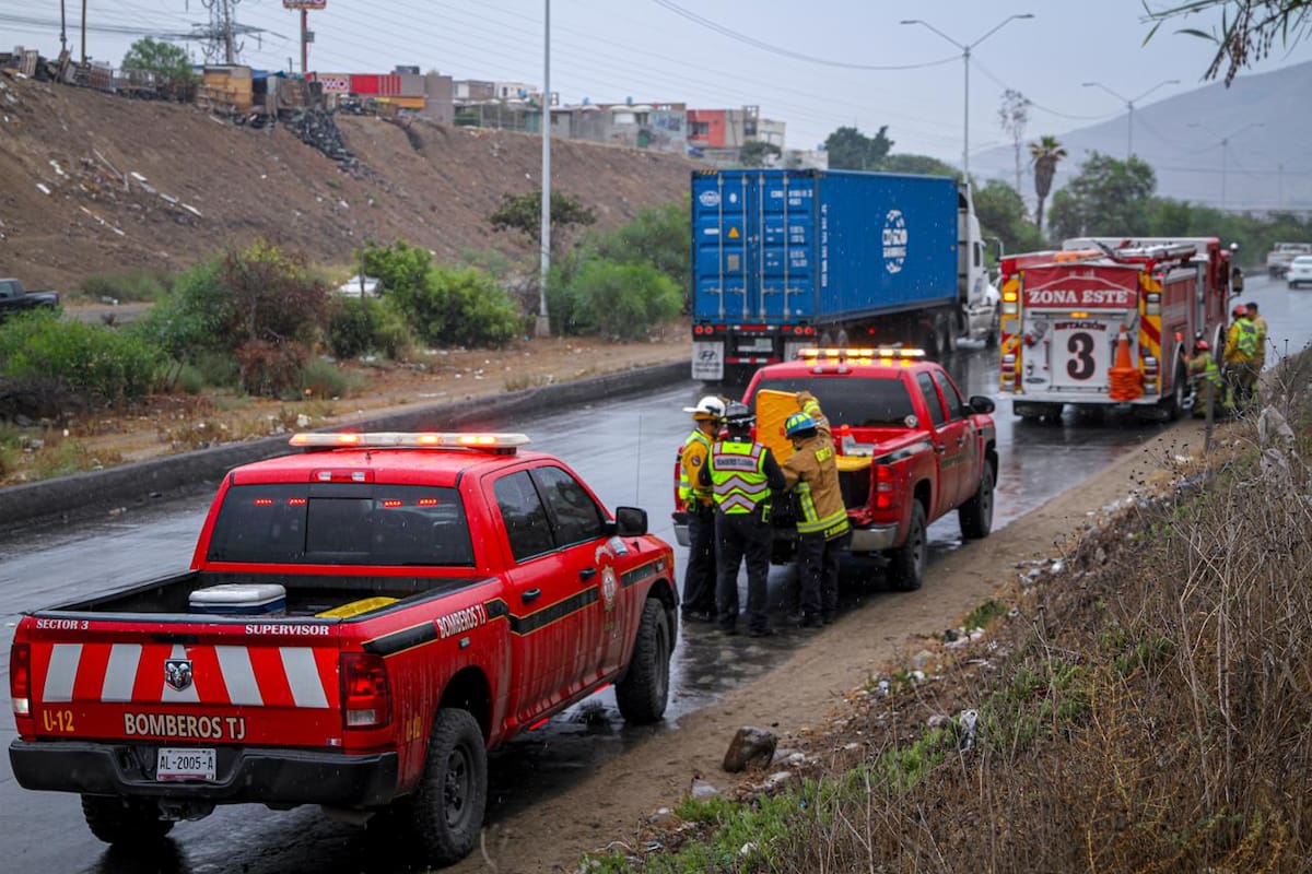 Se presume que al menos cuatro personas resultaron lesionadas sin encontrarse en condición grave. Foto: Border Zoom