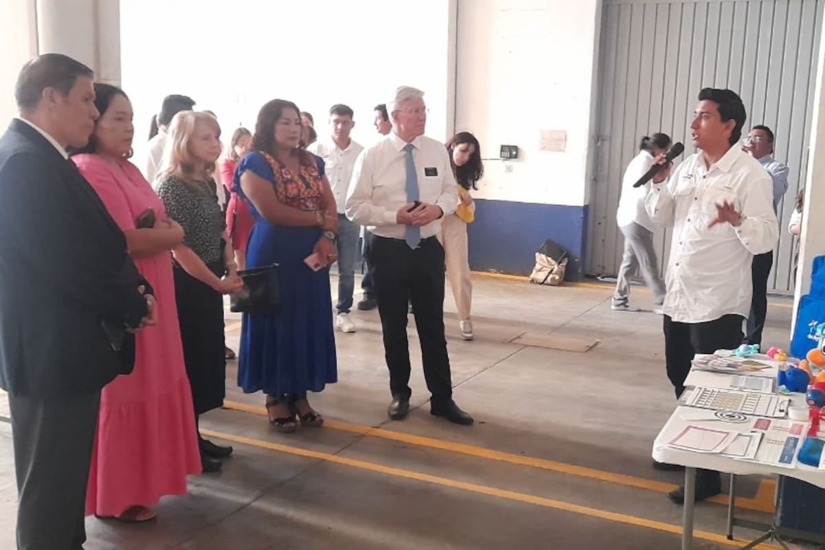 Donan apoyos nutricionales y capacitación a más de 44 mil personas en comunidades marginadas