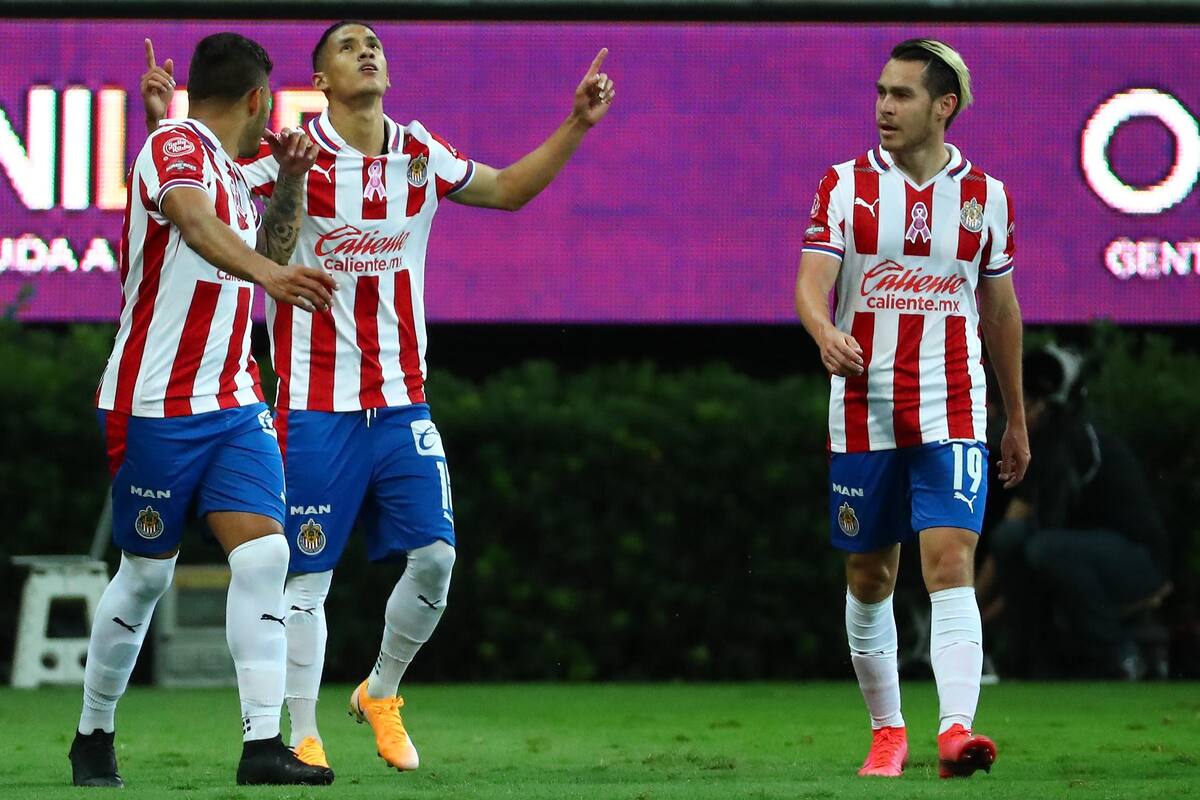 El clásico tapatío se viste de rojiblanco con el triunfo de Chivas