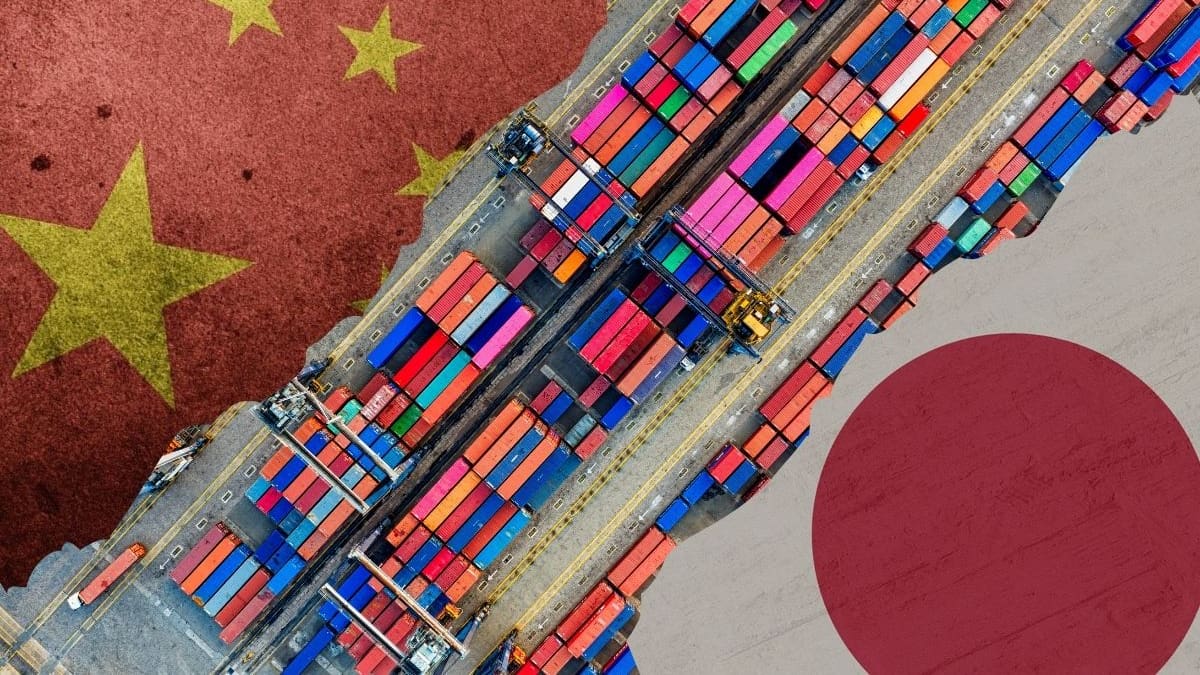 Ante las “ambiciones nucleares” de Japón, China impuso restricciones a exportaciones de tierras raras y tecnología militar hacia 40 empresas japonesas; la medida ha causado una caída en las bolsas de Tokio