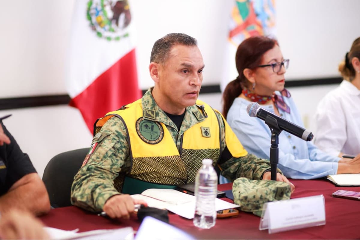 Autoridades de los gobiernos federal y de Baja California revisaron las acciones de atención y recuperación en las comunidades afectadas por las lluvias de la tormenta tropical Rachel. Foto: Cortesía