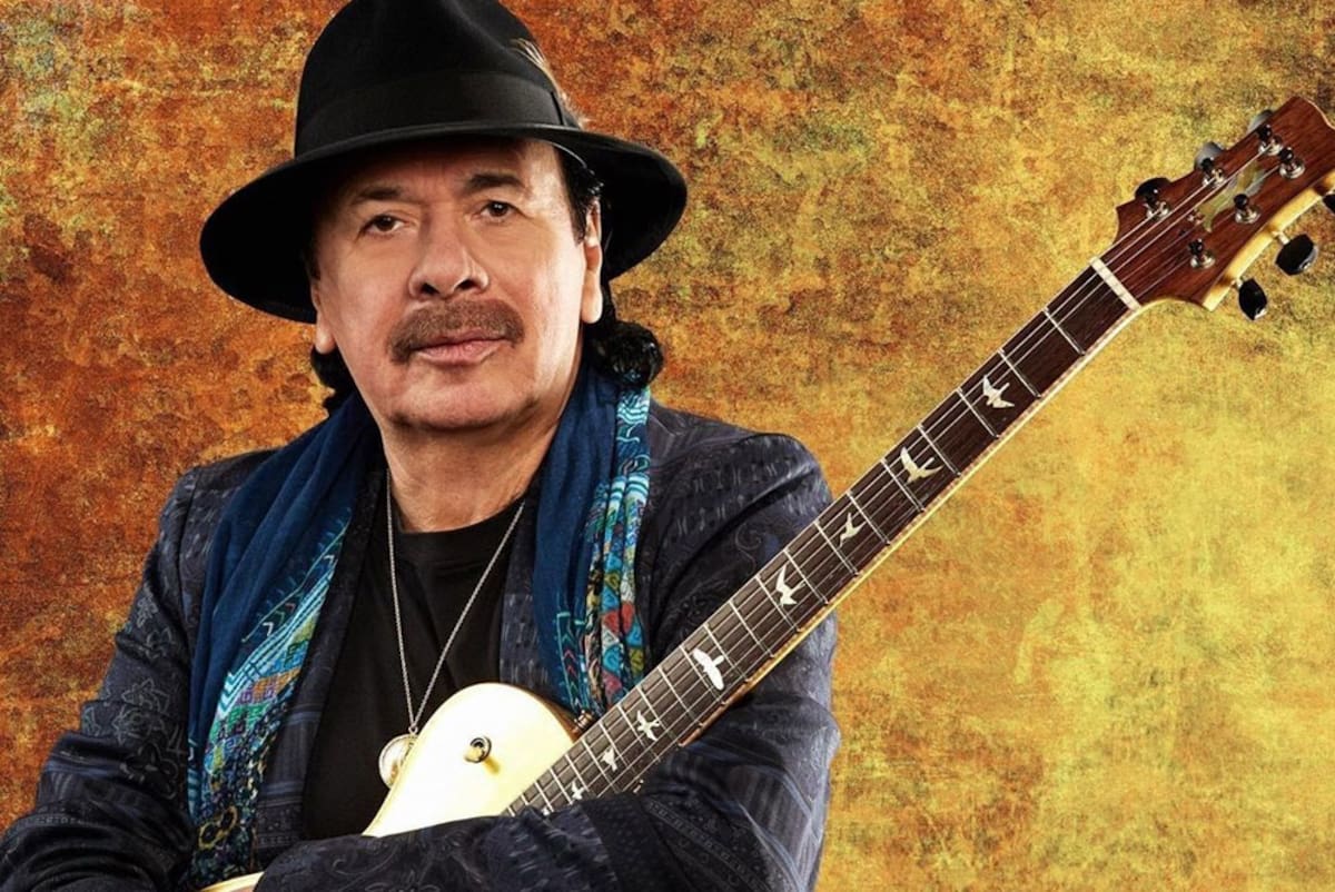 Carlos Santana recibió clases de guitarra de Javier Bátiz cuando tenía 12 años.