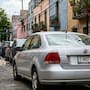 ¿Te pueden multar por traer la placa doblada o cubierta?