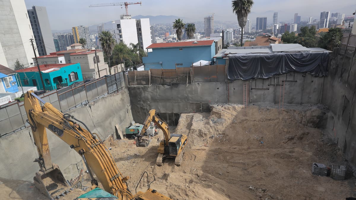 Vecinos denuncian reactivación de obra clausurada pese a riesgo en Tijuana