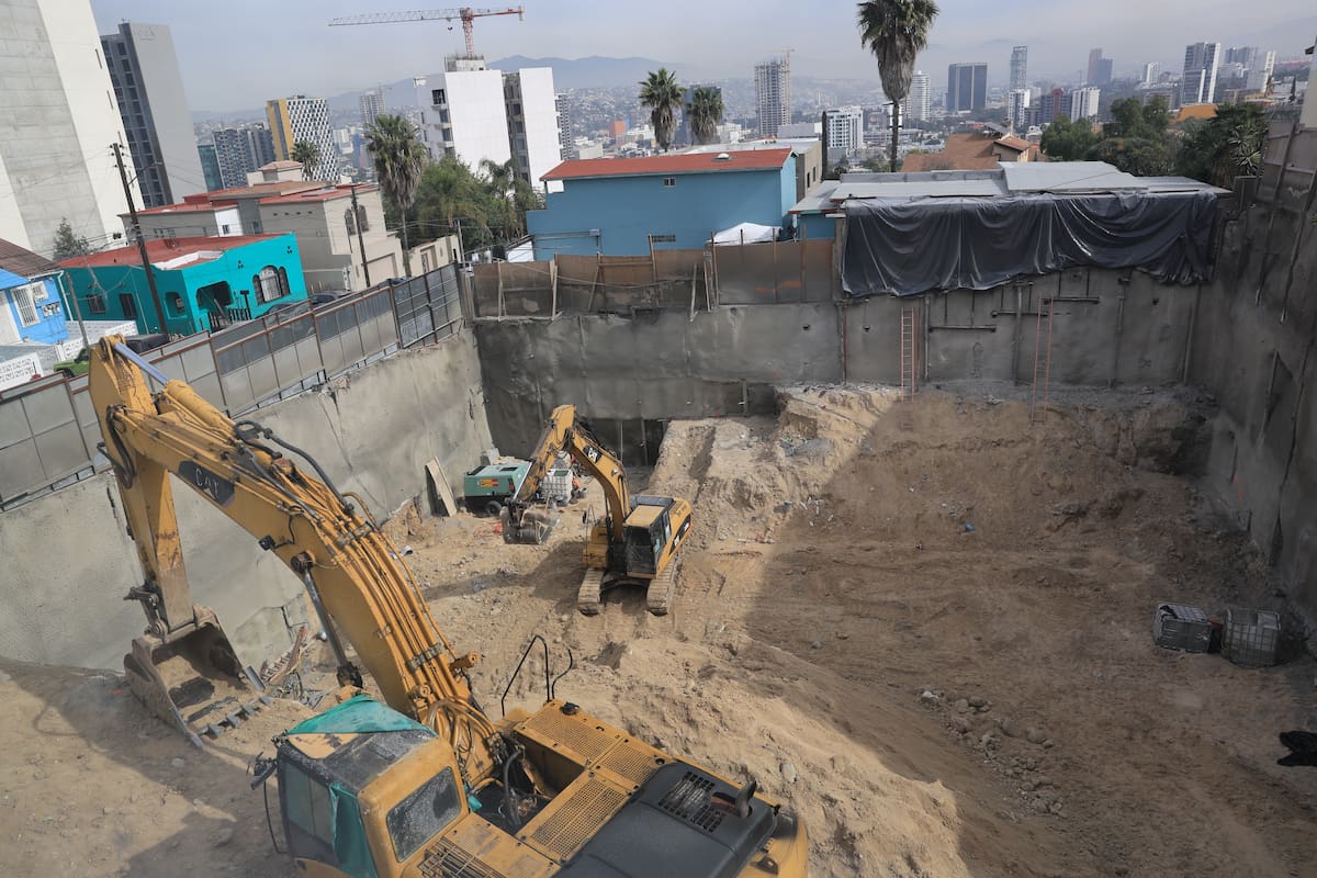 Vecinos exigen clausura de obra en Madero Sur por presunto incumplimiento de acuerdos