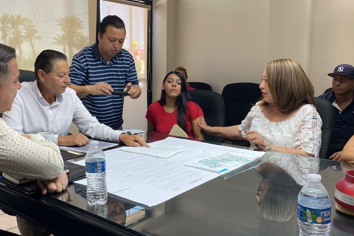 Ofrecen terrenos municipales a familias desalojadas en SLRC