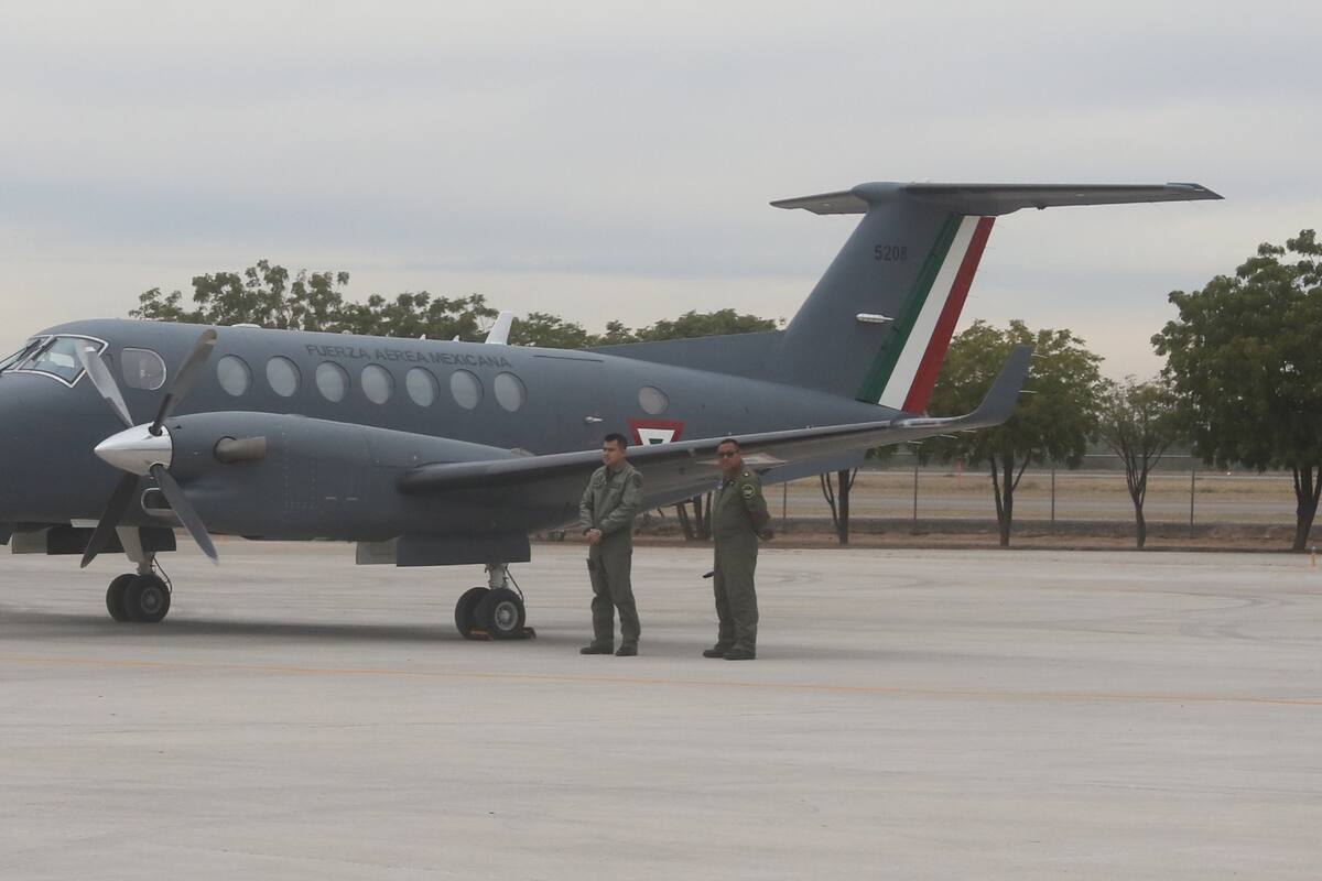 Avión mexicano que traerá a Evo Morales hace escala en Lima