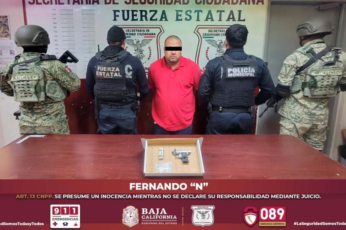Se pasa un alto y le encuentran una pistola en el Valle de Mexicali