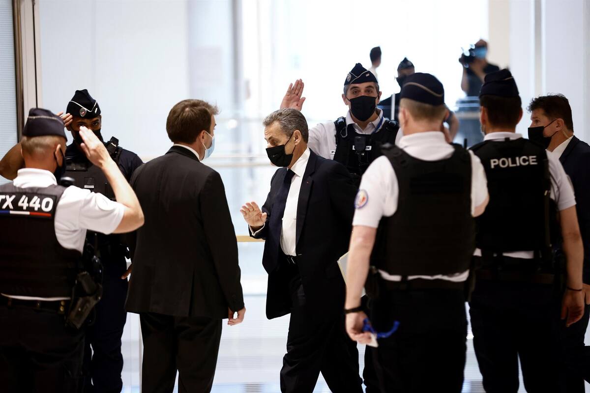 Piden seis meses de cárcel para Nicolas Sarkozy por superar gastos de campaña
