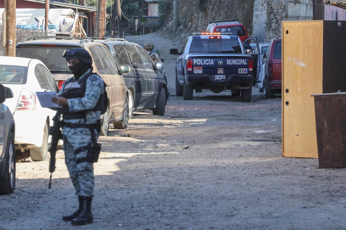 Localizan cadáver en la vía pública en la colonia Libertad