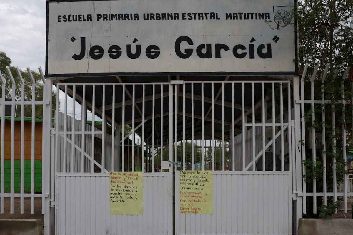 Docentes de la Escuela Primaria “Jesús García” toman instalaciones en protesta