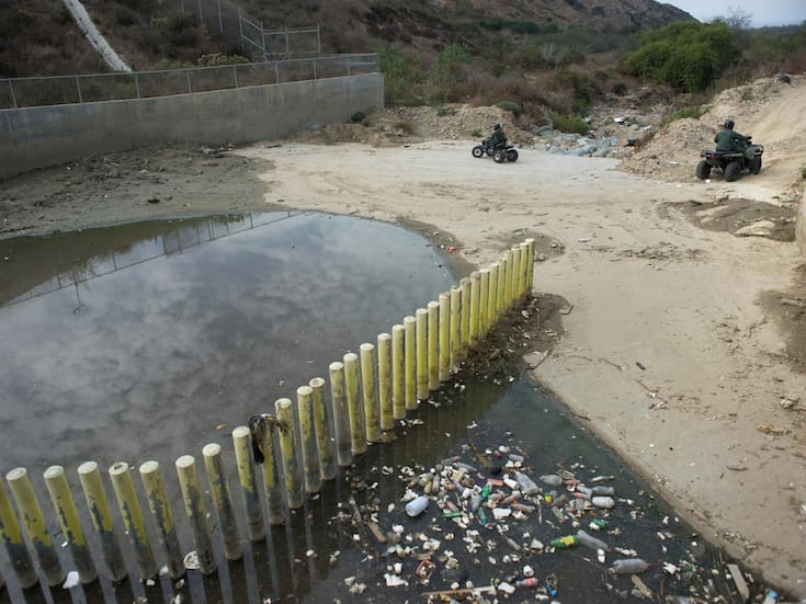 Gobiernos de EE.UU. y México firman nuevo acuerdo para frenar contaminación al 100% del río Tijuana