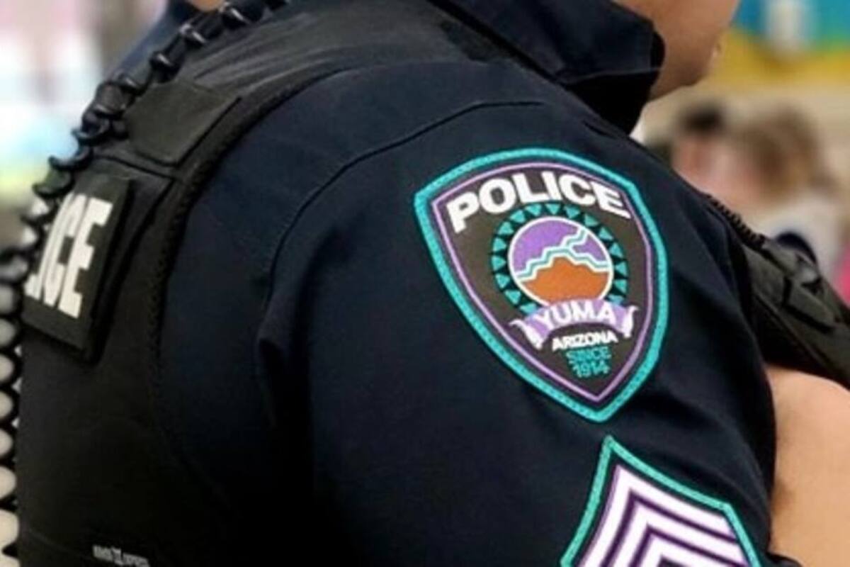 Choque en Yuma deja un herido grave y daños en un monumento