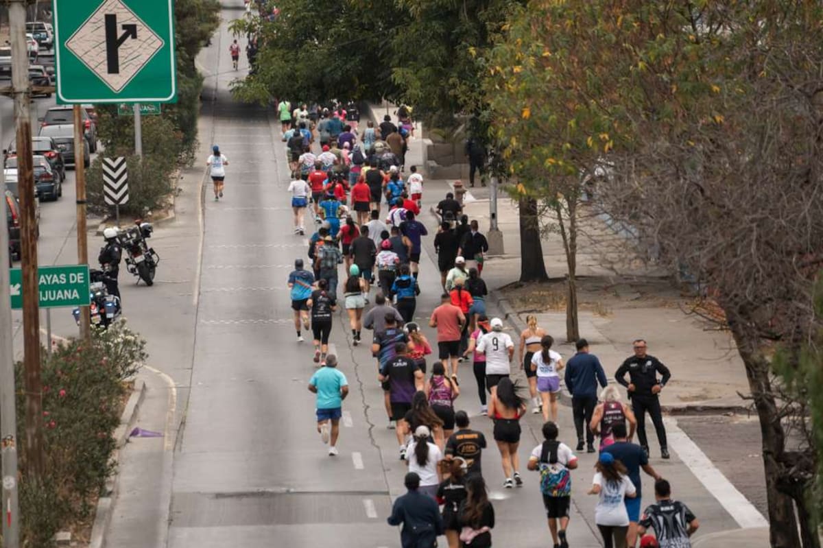 La competencia salió del CREA y recorrió cinco kilómetros por Zona Río; Eduardo Amezcua y María Fernanda Sauceda fueron los ganadores de ambas ramas. Foto: Border Zoom.