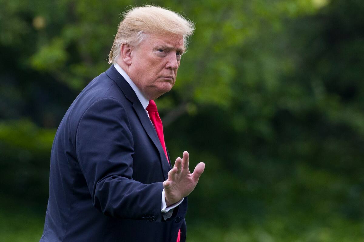 Trump llama “informe falso” a reportaje de NYT