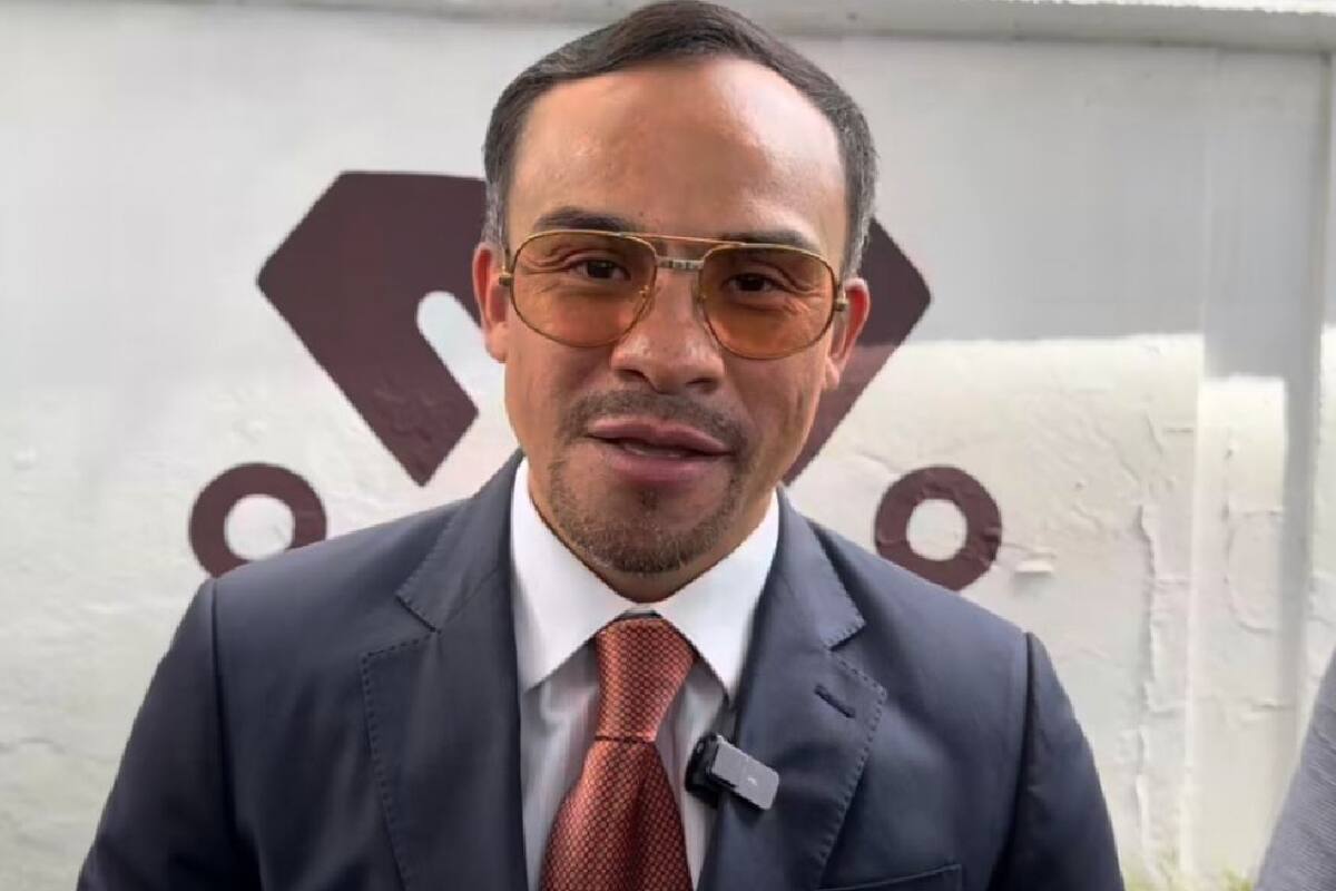 Márquez vuelve a exigir que "Canelo" enfrente a Benavidez o pierda el título