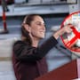 México podría restringir el uso de efectivo por sectores, pero no desaparecería por completo pues Sheinbaum propone que Hacienda decida dónde dejaría de aceptarse y tendría 15 días para definir las primeras actividades