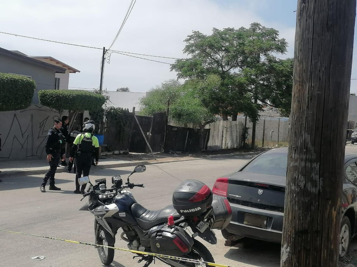 La alcaldesa de Rosarito pidió no tratar como un hecho aislado el ataque armado contra inspectores municipales y llamó a denunciar posibles actos de corrupción para fortalecer las investigaciones. Foto: Carmen Gutiérrez