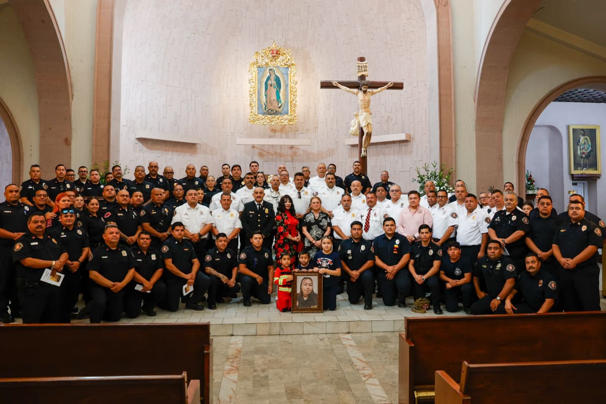 Bomberos de Mexicali conmemoran su día con misa de gracias