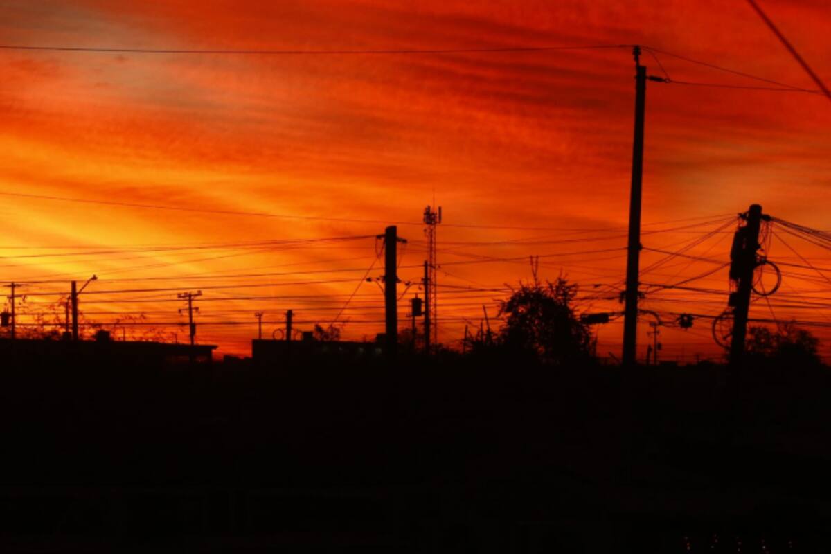 Miércoles fresco con algunas nubes en Mexicali