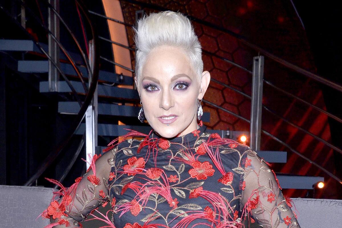 Lolita Cortés regresa a La Academia y sigue su lucha contra el cáncer