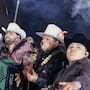Grupo Firme cambia la texana por el sombrero de charro