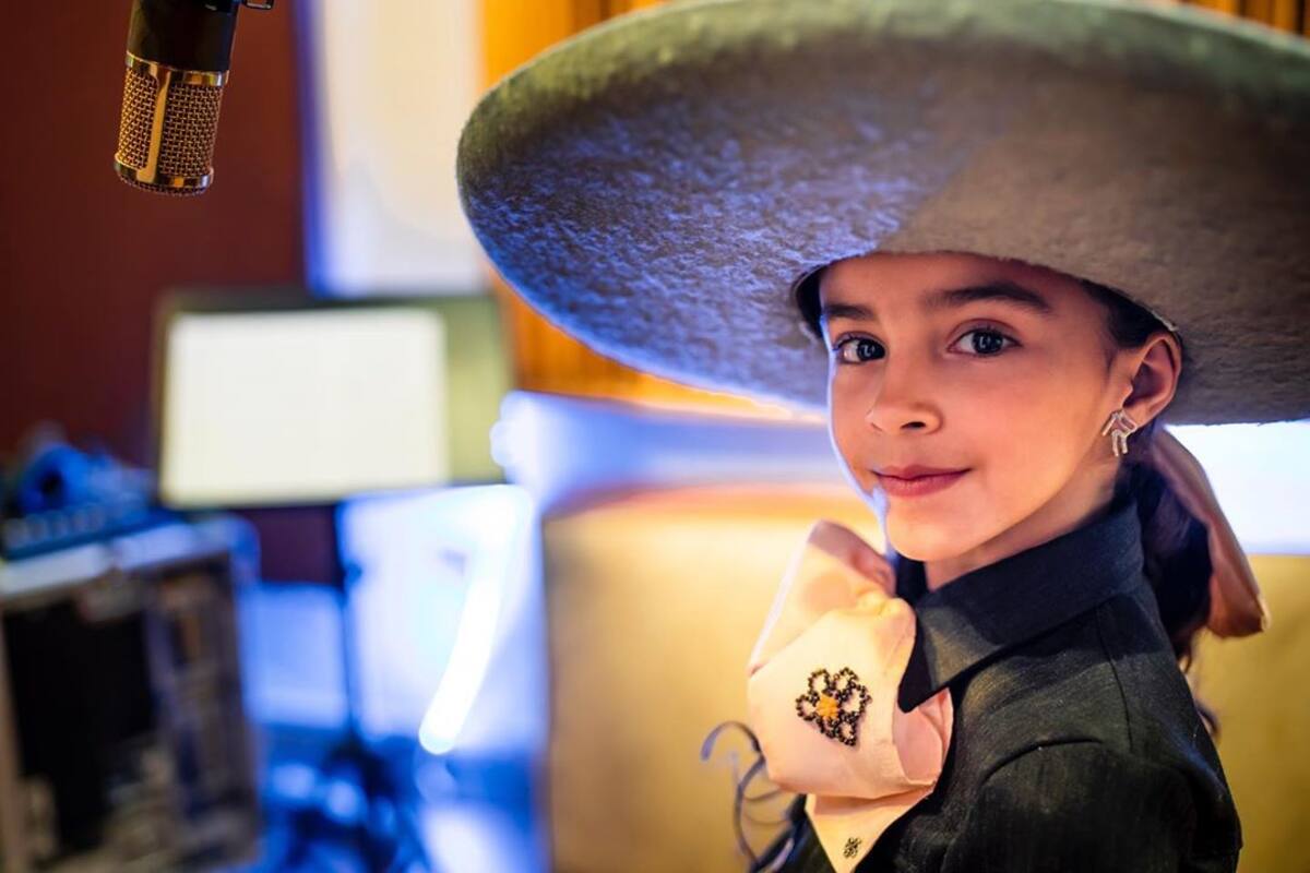 Marian Lorette, de La Voz Kids, sufre accidente en juego mecánico y está delicada