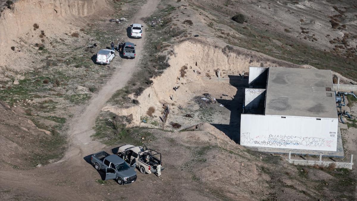 El cuerpo fue localizado la mañana de este martes en la parte alta de un cerro. Foto: Border Zoom