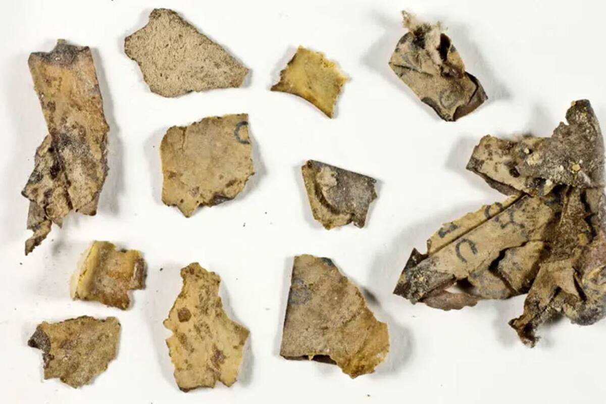Encuentran manuscrito bíblico de hace 2 mil años