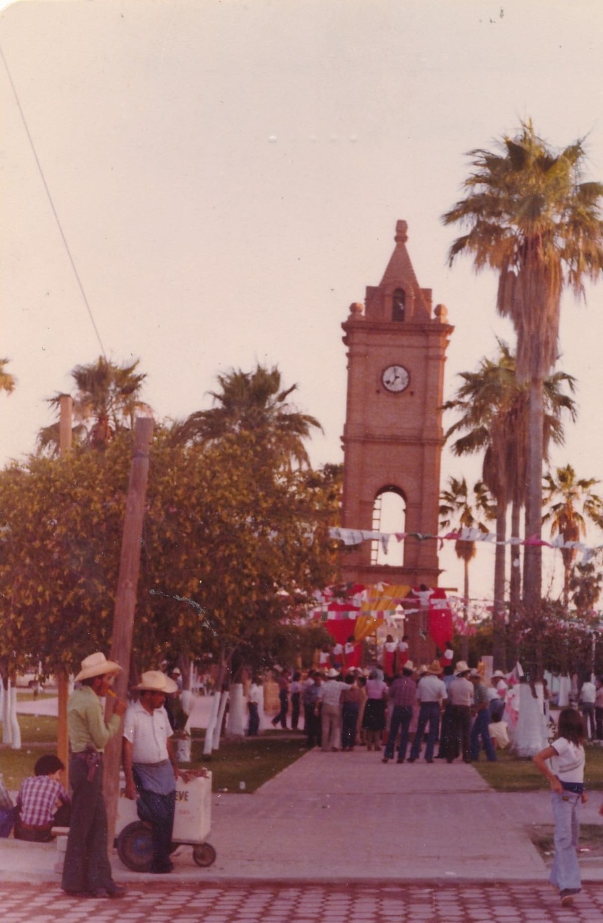 Kiosko de Arizpe, Sonora, en 1981.