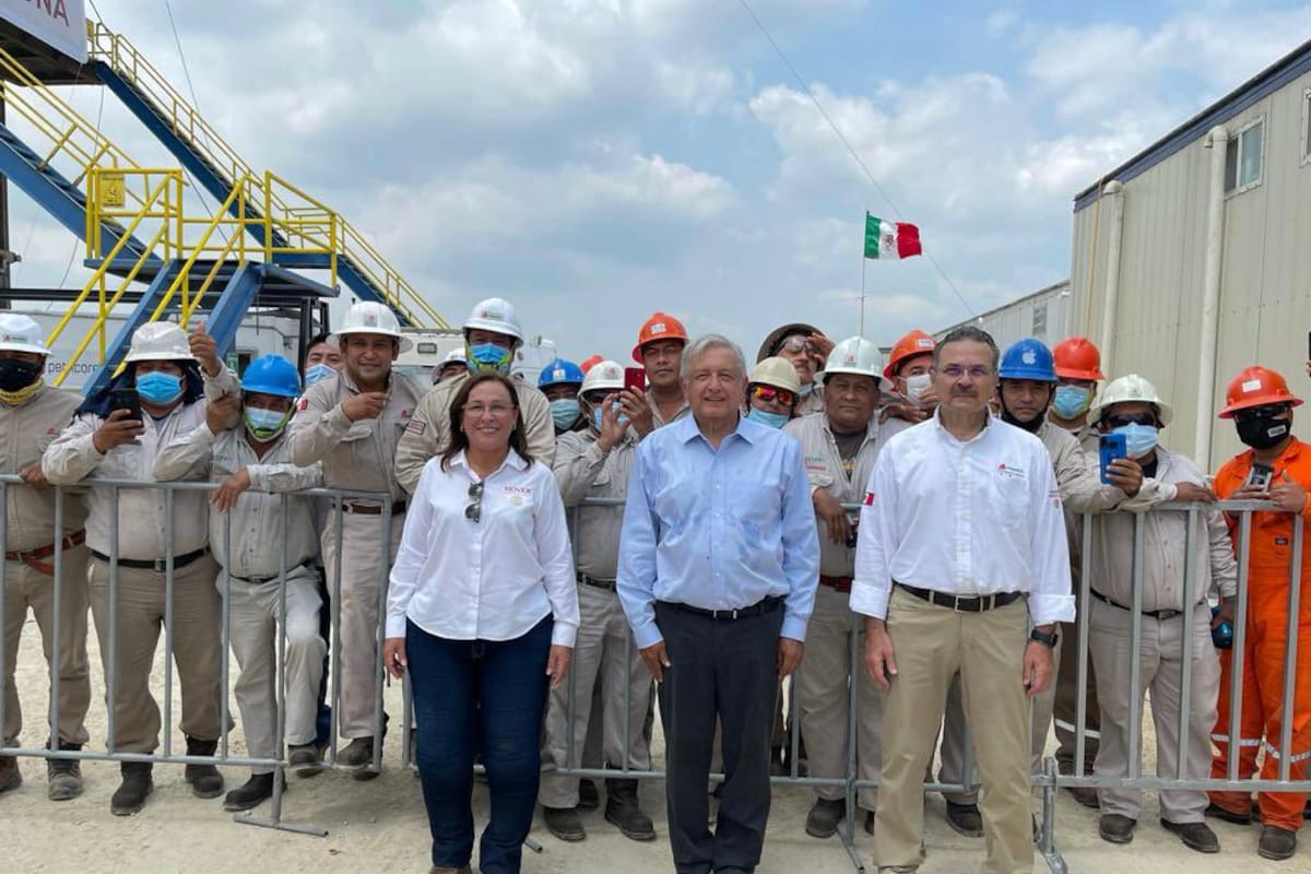 AMLO anuncia que Pemex halló yacimiento de petróleo de más de 600 millones de barriles